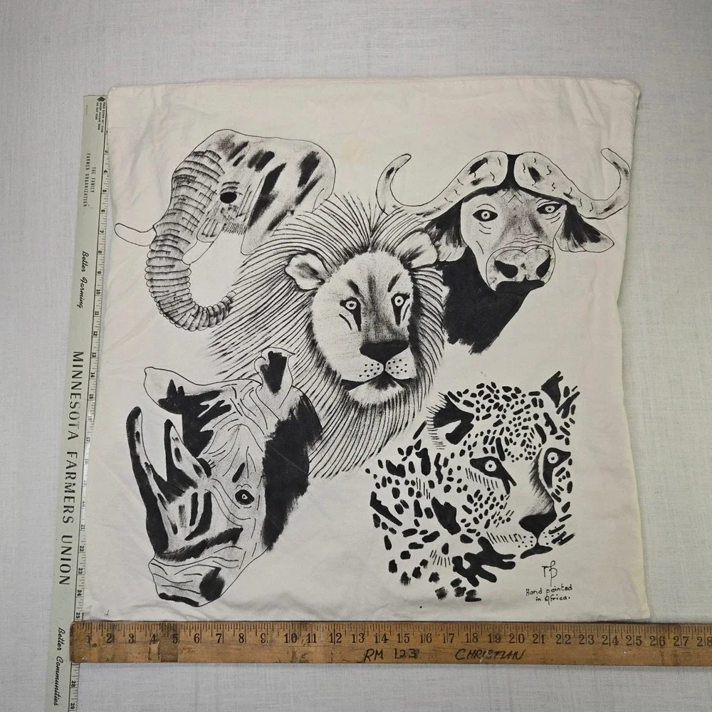 VTG Hand Painted African Wildlife Pillow Cover Ivory Black Lion Elephant Rhino S